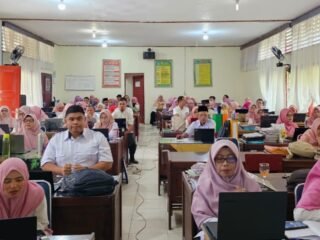 Sosialisasi Pengelolaan Kinerja Guru di Platform Merdeka Mengajar (PMM) di SMKN 1 Lubuk Sikaping, Rabu Rabu, 3 Januari 2024