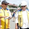 Foto Menteri PUPR Basuki Hadimuljono bersama Kepala BPJN Provinsi Sumatera Barat, Tabrani. (Dok.BPJN Sumbar)