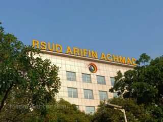 RSUD Arifin Achmad