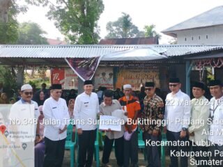 Kebahagian Warga Aia Manggih Utara Dapat BLT di Bulan Ramadan