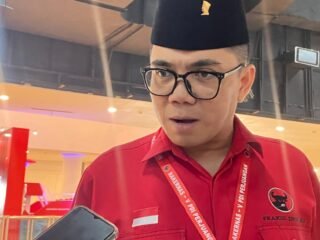 Anggota Komisi III DPR RI Arteria Dahlan di Rakernas V PDIP (dok. Viva.co.id)