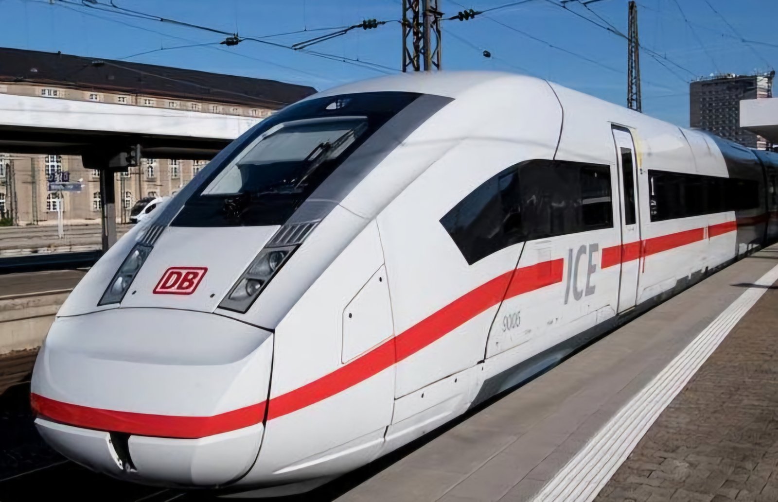 Ilustrasi kereta cepat di Jerman