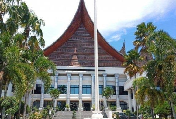 Kantor DPRD Provinsi Sumatera Barat
