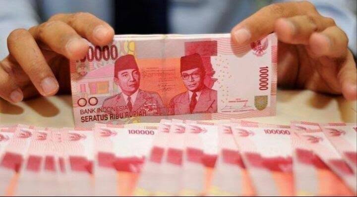 Ilustrasi uang pajak