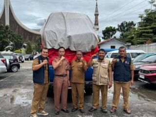 Respons Cepat Pemprov Sumbar Salurkan Bantuan untuk Warga Terdampak Banjir Duku-Pessel