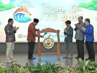 Zoom In ITB 2025: Gubernur Mahyeldi Apresiasi Upaya Membantu Siswa Sumbar Siap Masuk Perguruan Tinggi