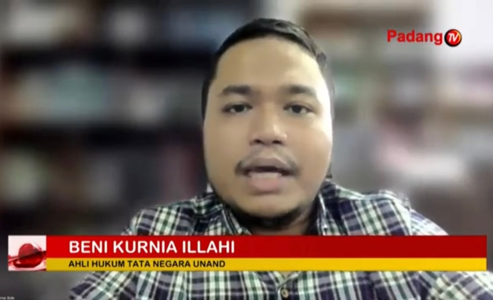 Ahli Hukum Tata Negara Universitas Andalas, Beni Kurnia Illahi. (dok. Tangkapan layar Padang TV dialog Detak Sumbar pada 11 Maret 2025).