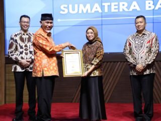 Pemprov Sumbar Raih Predikat A, Capaian Indeks Reformasi Birokrasi Tertinggi di Sumatera
