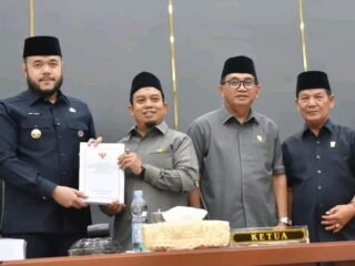 DPRD Padang Setujui Pertanggungjawaban APBD 2024 dan Terima Nota Perubahan APBD 2025
