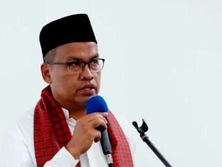 Sekda Sumbar: Selamat Darlinsah Raih Gelar LL.M pada Asean University International Malaysia