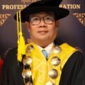 Laksamana Madya TNI (Purn) Prof. Dr. Agus Setiadji Dikukuhkan Sebagai Guru Besar ASEAN University Internasional