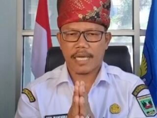 Ketua Musyawarah Kerja Kepala Sekolah SMK Kota Padang, Deta Mahendra yang juga Kepala SMKN 6 Padang