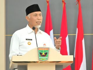 Gubernur Sumbar: Selamat Darlinsah, S.H., LL.M Raih Gelar Magister Hukum dari ASEAN University International