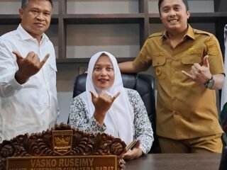 Wagub Vasko Terima Bidan Viral Dona, Usulan Bangun Jembatan dari Bang Juntak Langsung Didorong ke Presiden