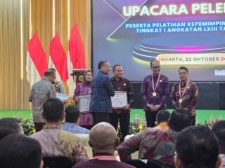 Kepala Kesbangpol Sumbar Torehkan Prestasi Nasional, Raih Juara 3 Proper Expo PKN I LAN RI 2025