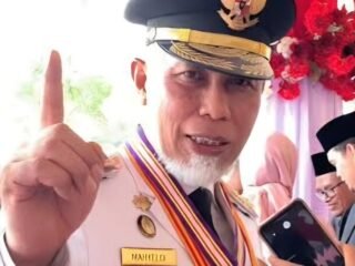 Gubernur Sumbar Perintahkan BKD Tinjau Ulang SK Kepala SMKN 1 Tanjung Raya yang Pernah Kena Hukuman Disiplin Berat