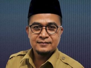 Sekretaris DPRD Kota Padang, Hendrizal Azhar