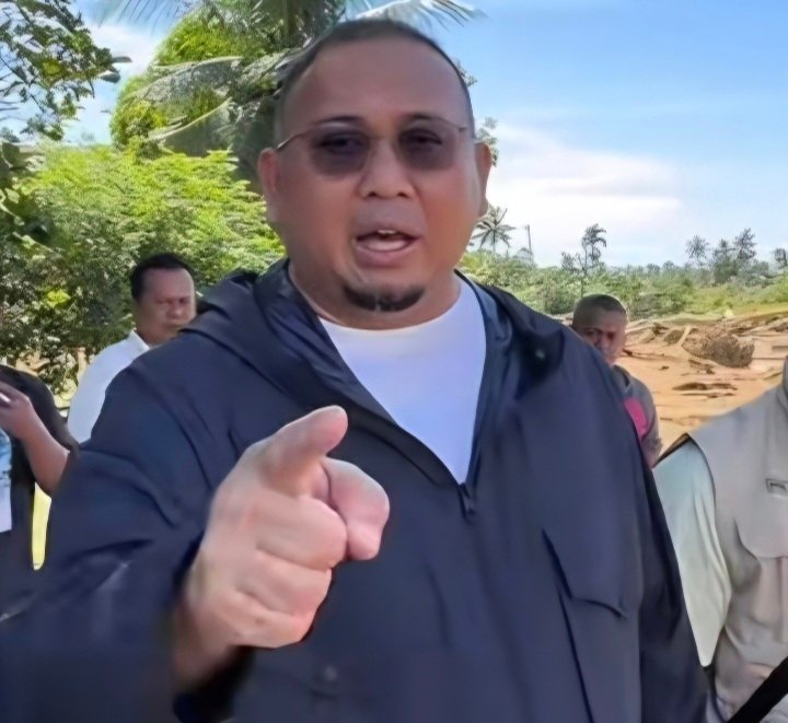 Wakil Ketua Komisi VI DPR Andre Rosiade ke Padang pada Sabtu (28/11/2025) melihat kondisi pasca banjir.