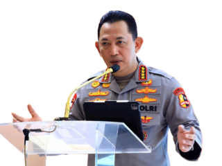 Kapolri Sebut Tim Selidiki Temuan Bekas Gergaji Kayu Gelondongan Banjir Sumatera