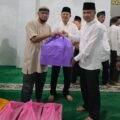 Safari Ramadan, Andre Rosiade Berbagi Sembako untuk Anak Yatim di Pasaman