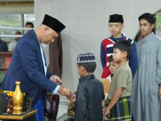 Subuh Mubarakah di Masjid Jami’ Padang Sibusuk, Mahyeldi Serukan Penguatan Silaturahmi Ramadan