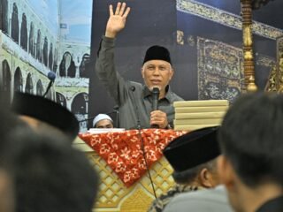 Mahyeldi Dukung Pembatasan Media Sosial bagi Anak di Bawah 16 Tahun