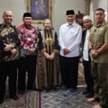 Gubernur Sumbar Takziah ke Rumah Duka Try Sutrisno