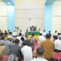 Safari Ramadan di Pasaman, Gubernur Mahyeldi Serahkan Bantuan untuk Masjid Syekh Muhammad Daud