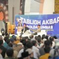 Ribuan Warga Padang Hadiri Tabligh Akbar UAS yang Digelar Kapolda Sumbar