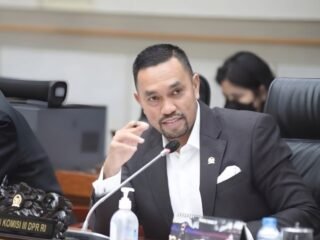 Sahroni Akui Tak Pernah Tahu Gajinya di DPR, Kini Disumbangkan hingga 2029