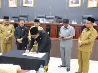 DPRD Padang Usulkan Cabut Perda Lama Keuangan Wali Kota dan Wakil Wali Kota
