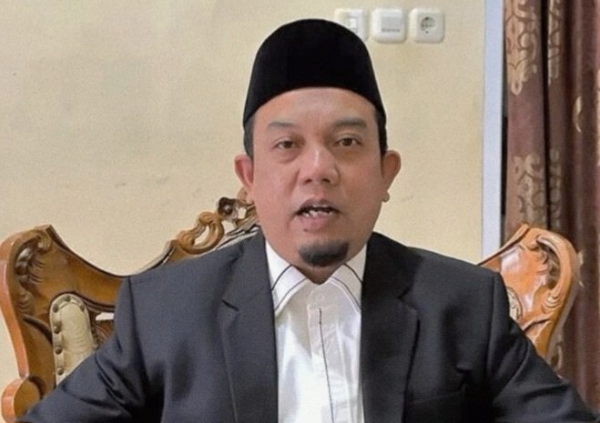 Ketua DPRD Kota Padang Muharlion