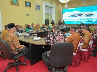 Mentawai Disiapkan Jadi Destinasi Dunia, Mahyeldi Tekankan Penataan Serius dan Berkelanjutan
