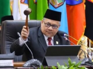 DPRD Sumbar Terima LHP BPK LKPD 2025, Muhidi Tekankan Perbaikan Tata Kelola Keuangan
