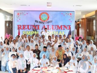 Hadiri Reuni Alumni SMPN 1 Dumai, Mahyeldi Ajak Perkuat Persaudaraan dan Kebersamaan