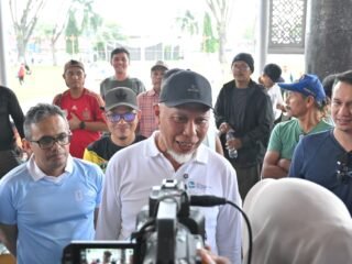 Mahyeldi Pastikan Nobar Piala Dunia Berlanjut hingga Final, Ribuan Warga Semarakkan Kantor Gubernur