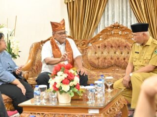Mahyeldi dan Menteri Lingkungan Hidup Bahas Perhutanan Sosial hingga Peluang Perdagangan Karbon di Sumbar