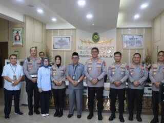Kapolda Sumbar Perkuat Sinergi Penegak Hukum, Sambangi Pengadilan Tinggi Padang