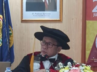 Prof. Abdul Latif Apresiasi Disertasi tentang Hak Imunitas DPR