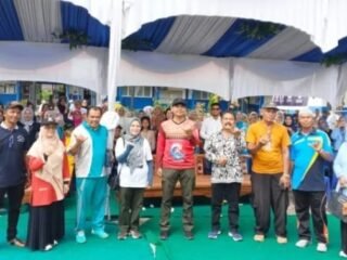 Anggota DPRD Padang Muhammad Khalidi Ajak Alumni Bersatu Majukan SMPN 27 Padang