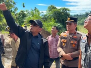 Arisal Aziz Bantu Ganti Rugi Tanah Warga Terdampak Longsor, Pemkab Padang Pariaman Apresiasi