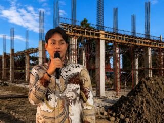 Muhammad Marsindo Androgie Bangun Masjid dan Pesantren Gratis di Pariaman