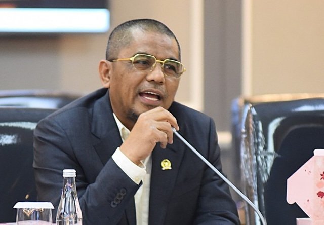 Anggota Komisi XIII DPR RI dari Fraksi PAN, H. Arisal Aziz