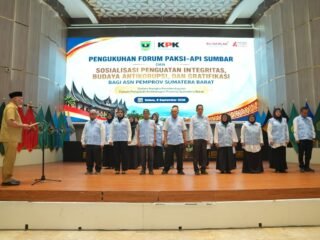 Mahyeldi Kukuhkan Forum PAKSI Sumbar, Dorong Penguatan Budaya Antikorupsi