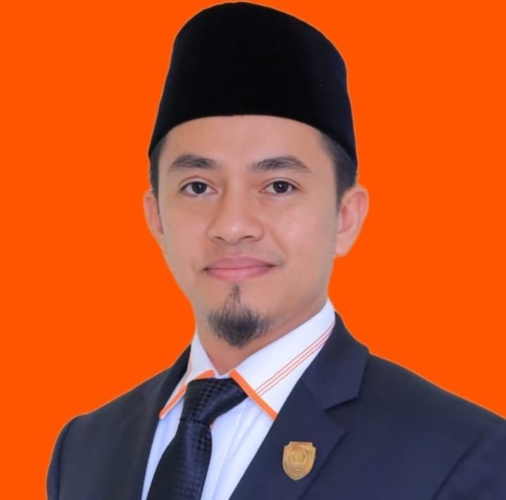 Ketua DPRD Kabupaten Pasaman, Nelfri Asfandi