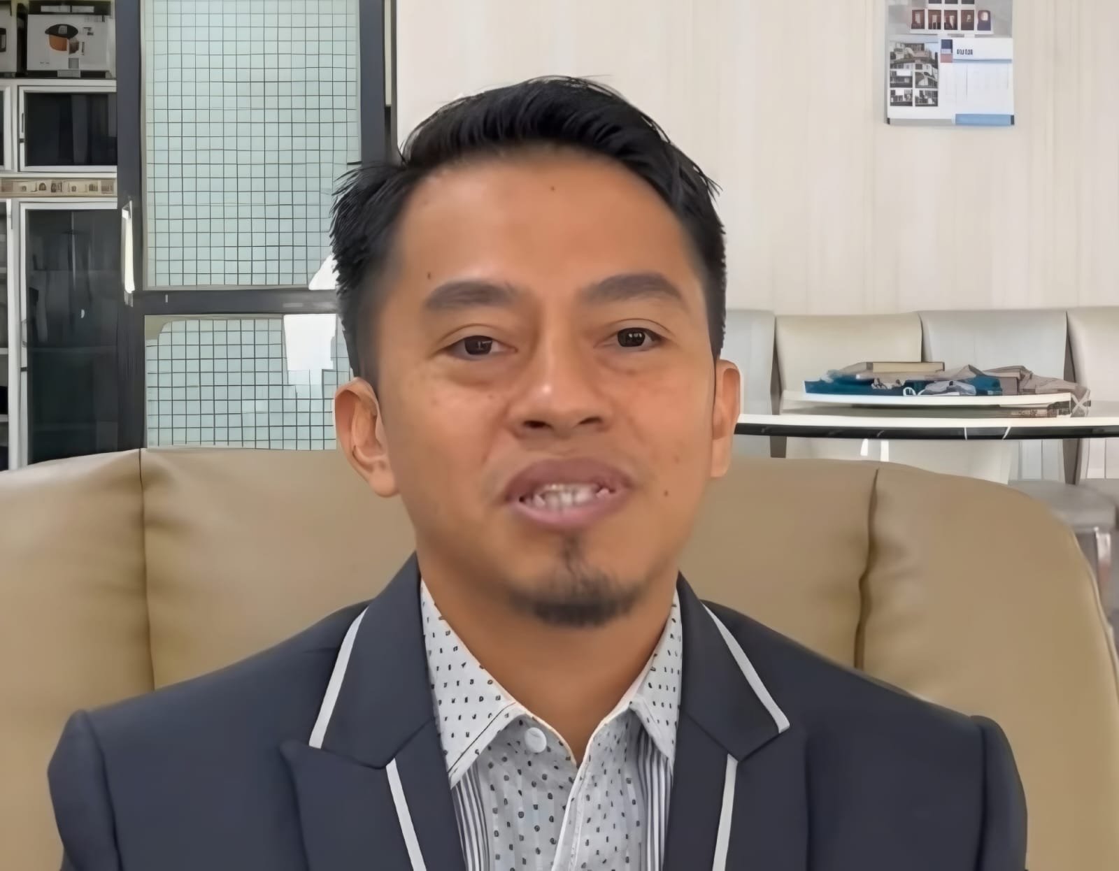 Ketua DPRD Kabupaten Pasaman, Nelfri Asfandi, yang juga menjabat Ketua Banggar