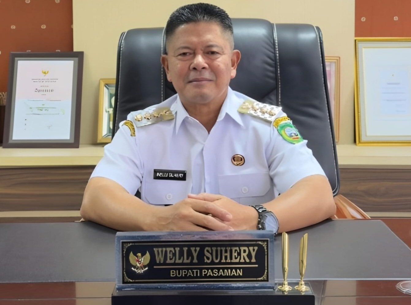 Bupati Pasaman, Welly Suheri